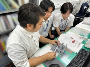 R8インターン(設計2).jpg